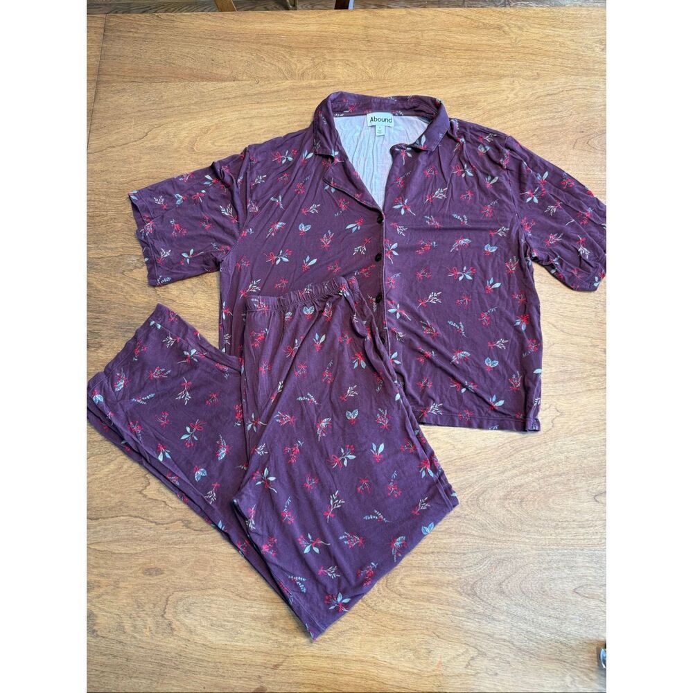 Abound Women's Floral Short Sleeve Top and Lounge Pants Pajama Set Maroon Small